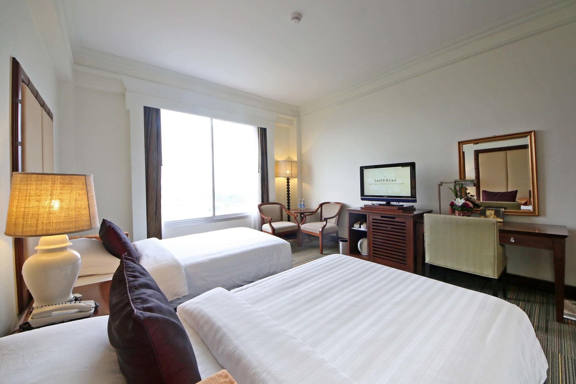 The Imperial Hotel & Convention Centre Korat Nakhonratchasima Esterno foto