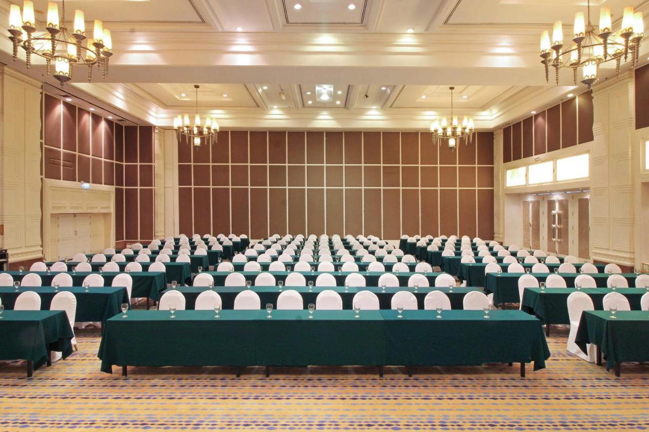 The Imperial Hotel & Convention Centre Korat Nakhonratchasima Esterno foto