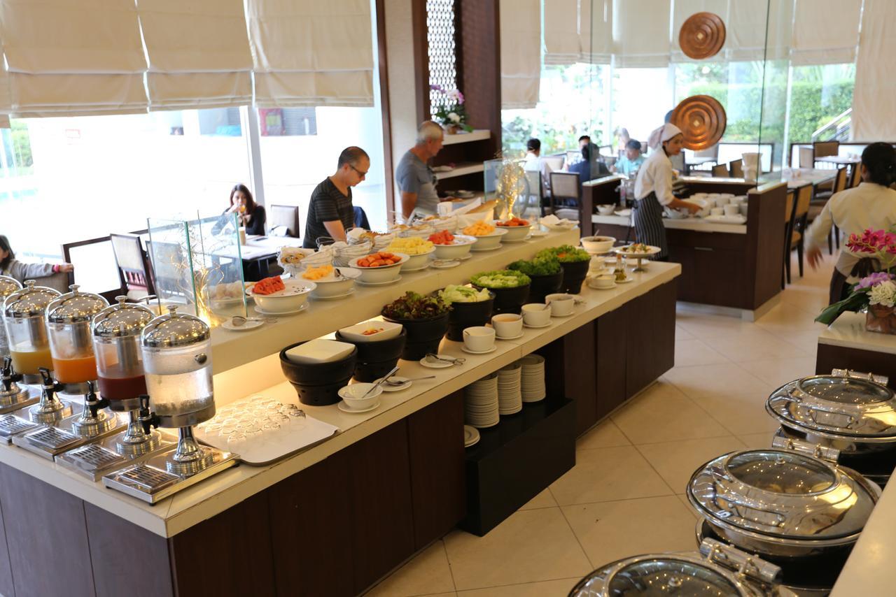 The Imperial Hotel & Convention Centre Korat Nakhonratchasima Esterno foto