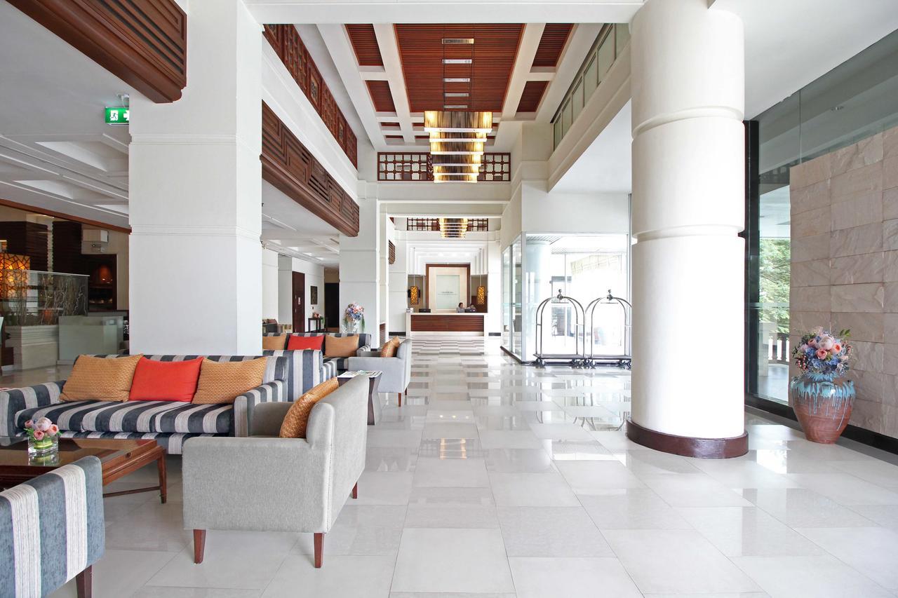The Imperial Hotel & Convention Centre Korat Nakhonratchasima Esterno foto